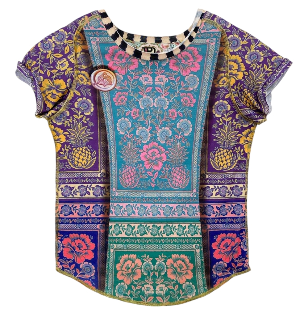 IPNG Art Top NWT